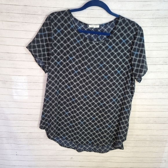 PLEIONE GEOMETRIC BLACK, WHITE & BLUE BLOUSE, SZ SMALL - Picture 2 of 8